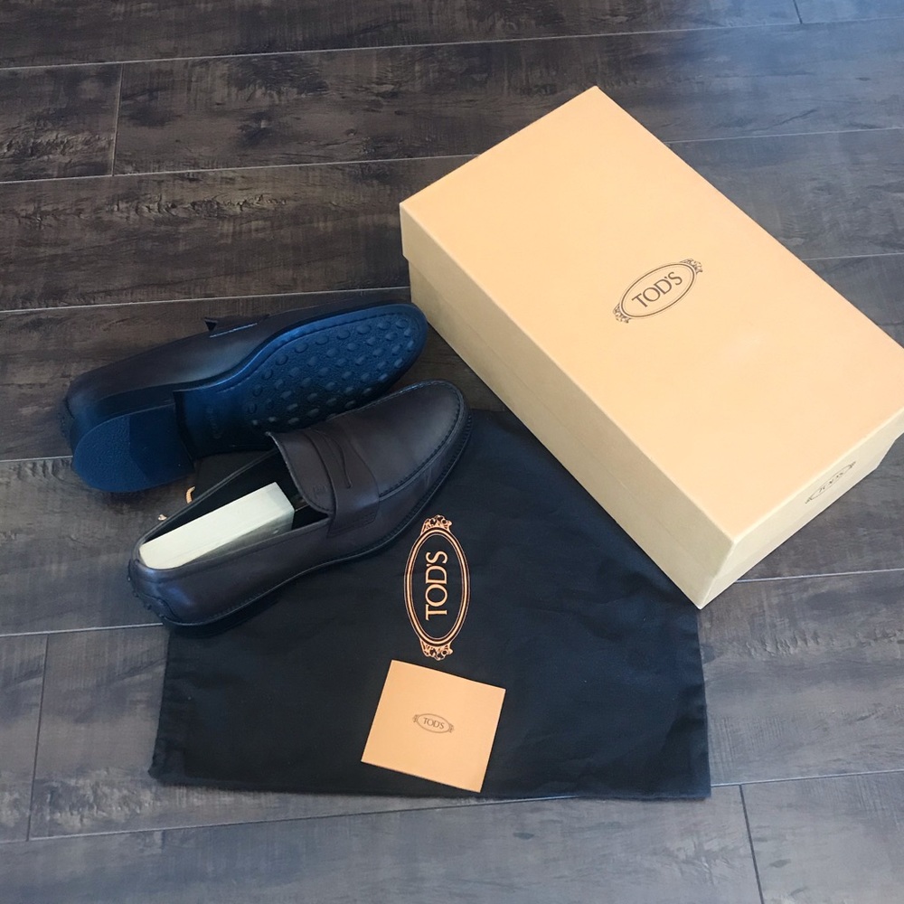 Tod’s Boston Leather Penny Loafer